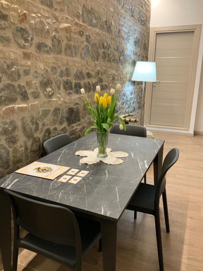 Residenza Pezzani Wisma tamu Parma